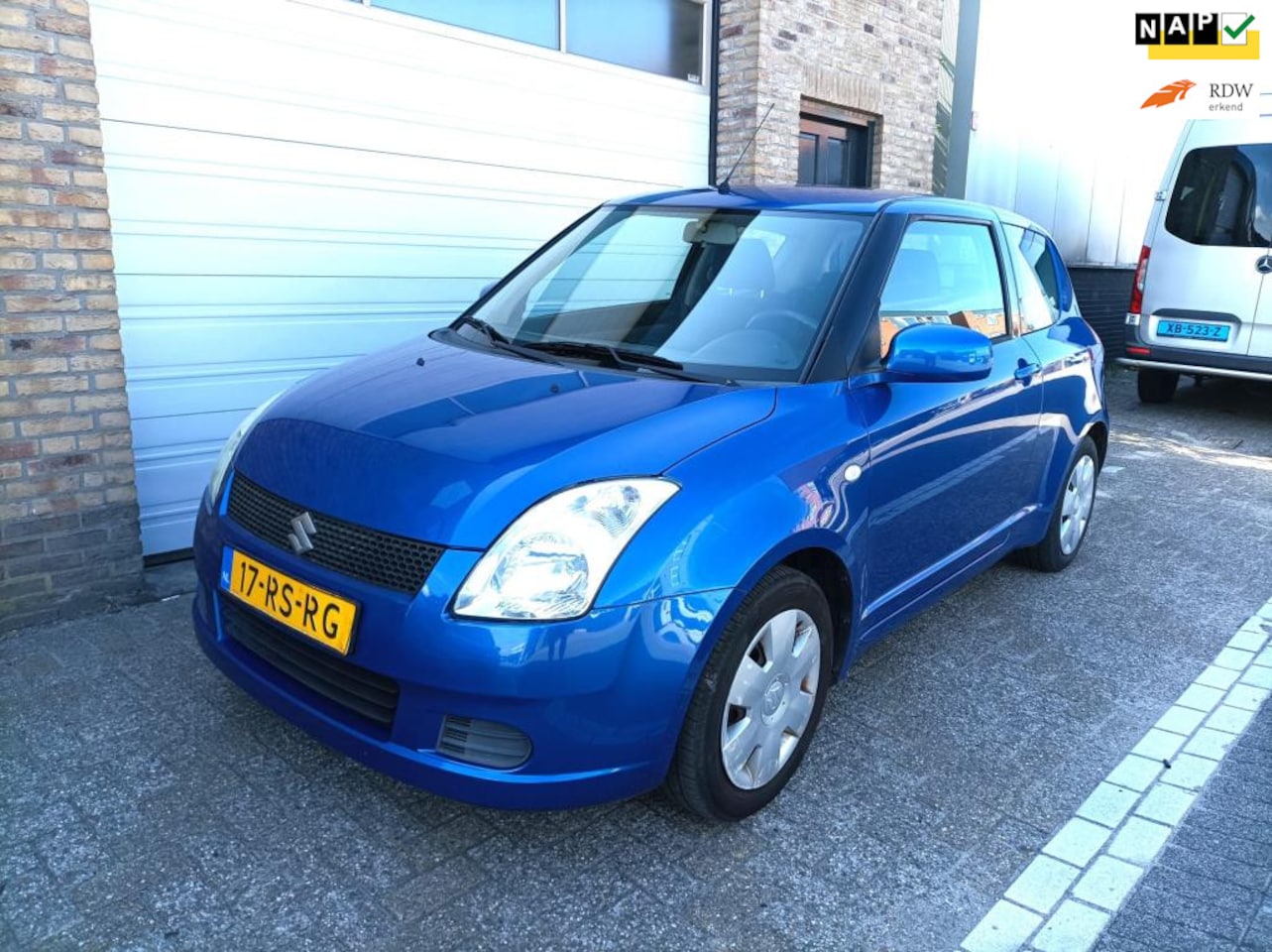 Suzuki Swift - 1.3 GLS 100% Dealeronderh. Elektrisch Pakket APK 8-2026 - AutoWereld.nl