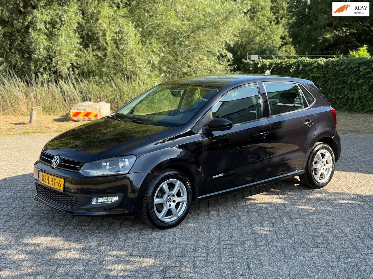 Volkswagen Polo - 1.2 TSI Comfortline CRUISE I N.A.P I CARPLAY I NETTE AUTO I CRUISE - AutoWereld.nl