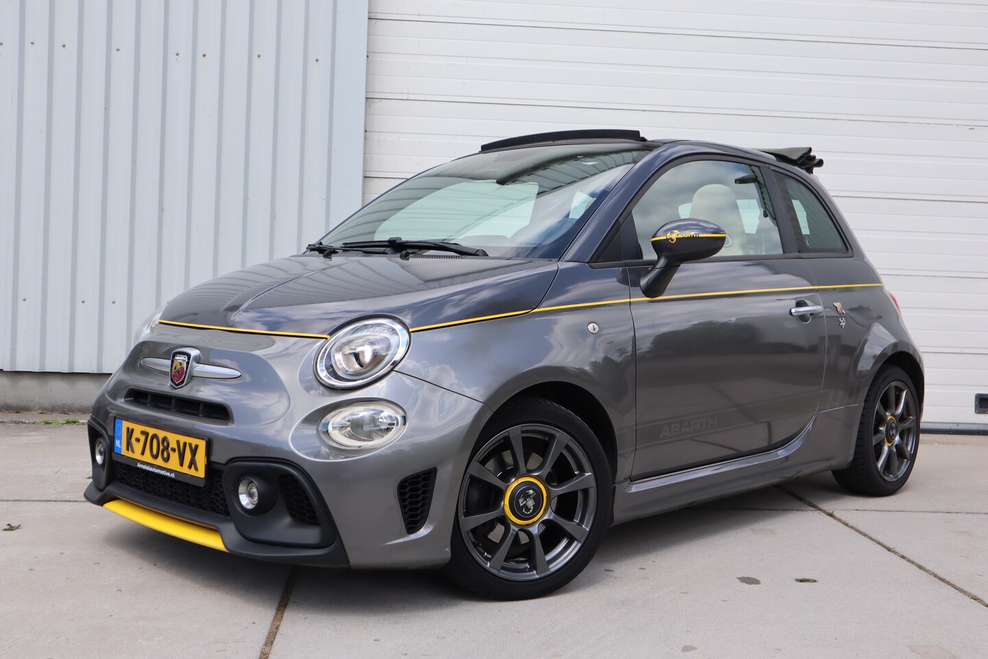 Fiat 500 C - 1.4 T-Jet Abarth 595 145PK Automaat Navi / Leer / Uniek - AutoWereld.nl