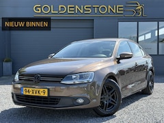 Volkswagen Jetta - 1.2 TSI Comfort Executive Line Navi, Clima, Cruise, Lm velgen, N.A.P, 6 Bak, Pdc V+A, 105p