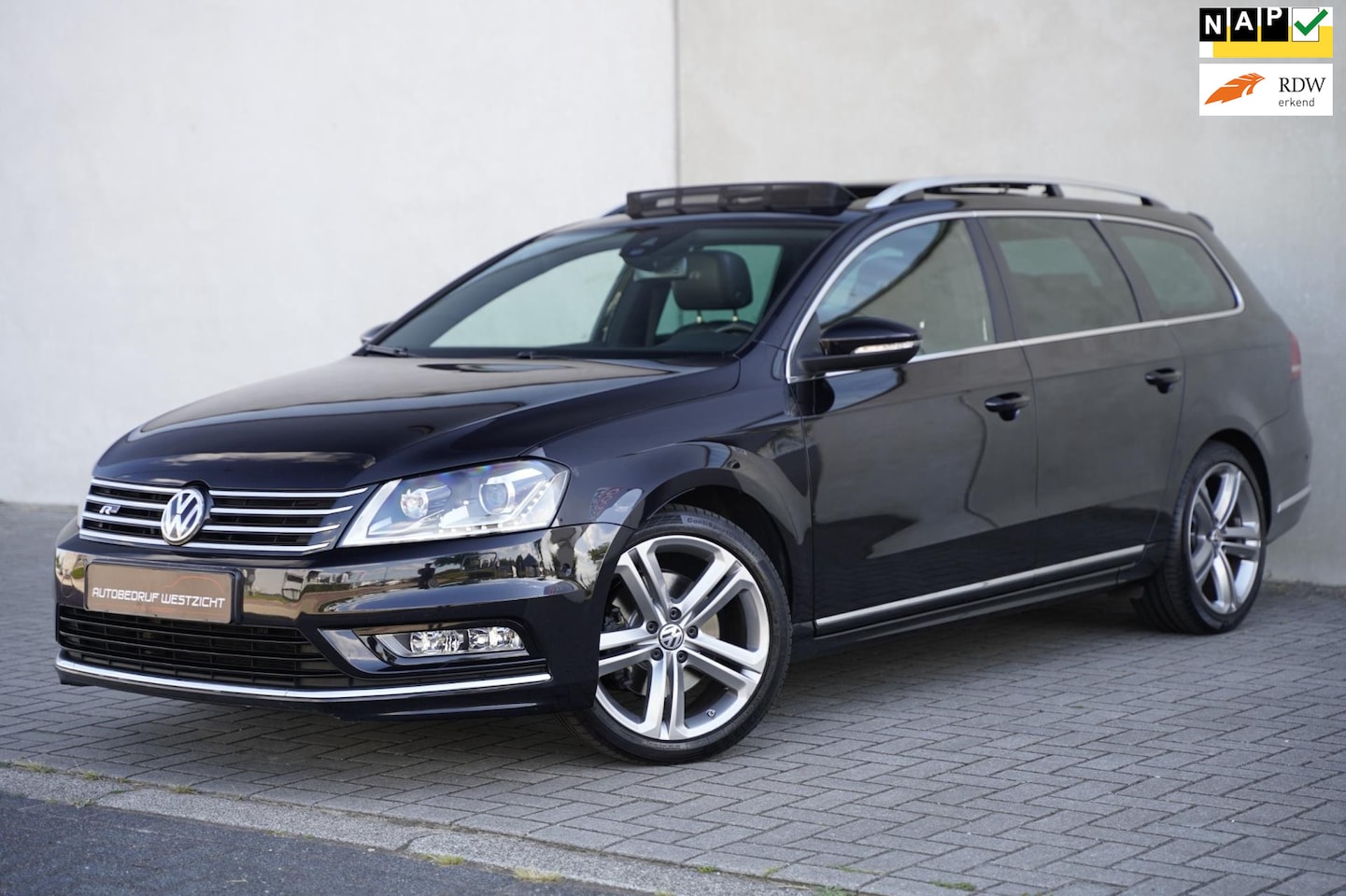 Volkswagen Passat Variant - 2.0 TSI R-line DSG 210pk, Trekhaak - AutoWereld.nl