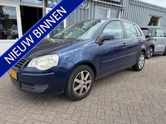 Volkswagen Polo - 1.2-12V Trendline