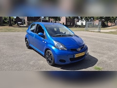 Toyota Aygo - 1.0-12V airco, isofix, handfree