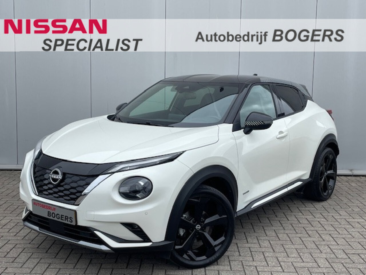 Nissan Juke - 1.6 Hybrid Premiere Edition Automaat Navigatie, Climate Control, Leder, 19"Lm, Stoelverwar - AutoWereld.nl