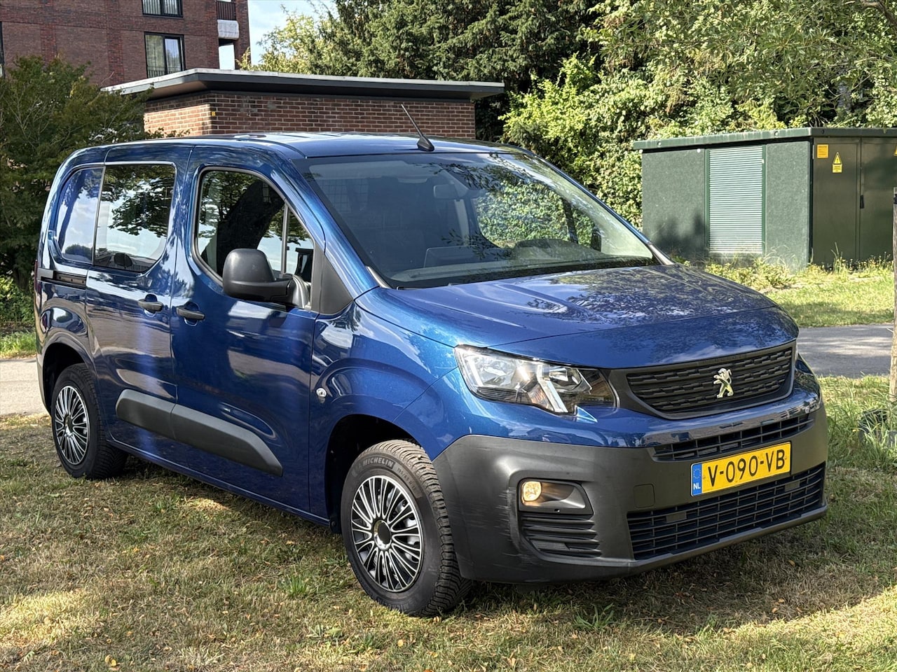 Peugeot Partner - 1.6 BlueHDi 100pk Premium KOM GEEN BTW BIJ - AutoWereld.nl