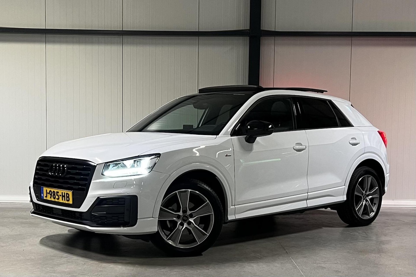 Audi Q2 - 35 TFSI 150PK S-line Pano Navi Carplay Black Optic - AutoWereld.nl
