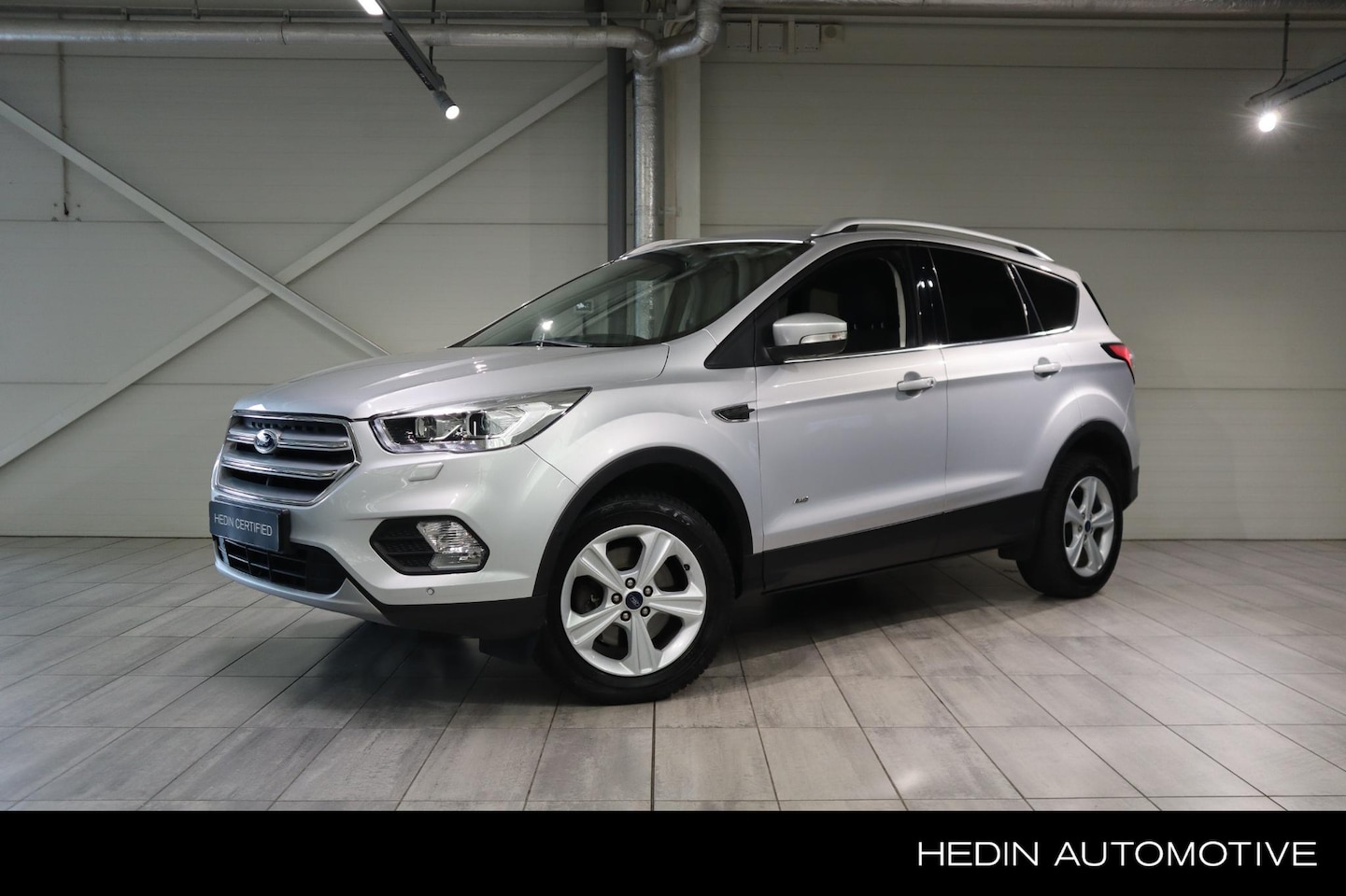 Ford Kuga - 1.5 EcoBoost 182pk Automaat Titanium | Trekhaak Wegklapbaar | Winter Pack | Keyless+Elektr - AutoWereld.nl