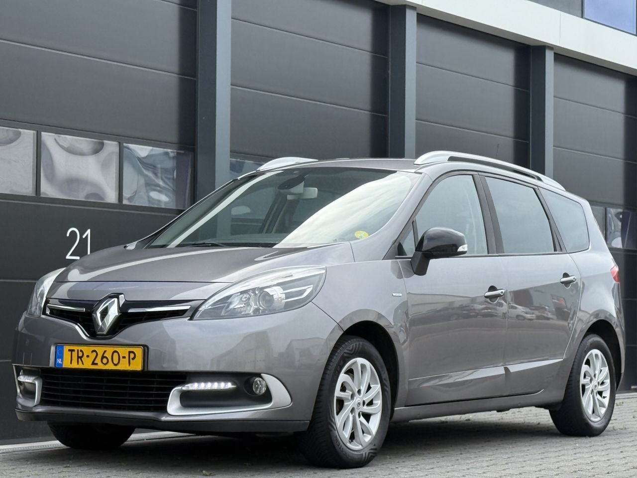 Renault Grand Scénic - 1.5 dCi Limited 7p. 1.5 DCI Limited 7-PERS - AutoWereld.nl