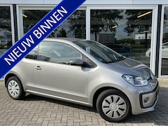 Volkswagen Up! - 1.0 BMT high up 50% Deal 3.225, - ACTIE Stoelverwarming / Airco / Telefoon