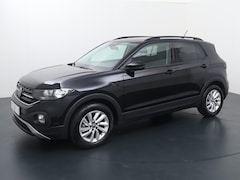 Volkswagen T-Cross - 1.0 TSI Life | 95 PK | Climate control | Adaptive cruise control | Apple Carplay/Android A