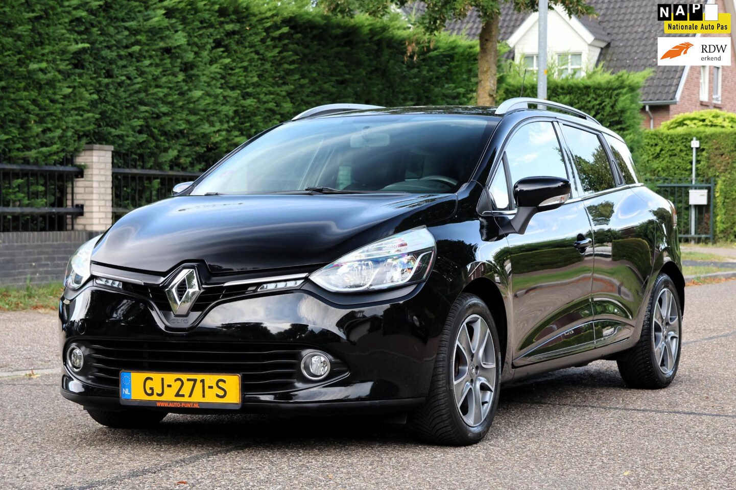 Renault Clio Estate - 0.9 TCe Night&Day | NAVI | AIRCO | CRUISE | TREKHAAK | ZEER MOOIE EN GOED ONDERHOUDEN AUTO - AutoWereld.nl