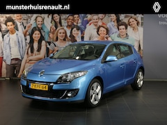 Renault Mégane - 1.2 TCe Collection *Camera* - Sensor V+A, inklapbare spiegels, bluetooth