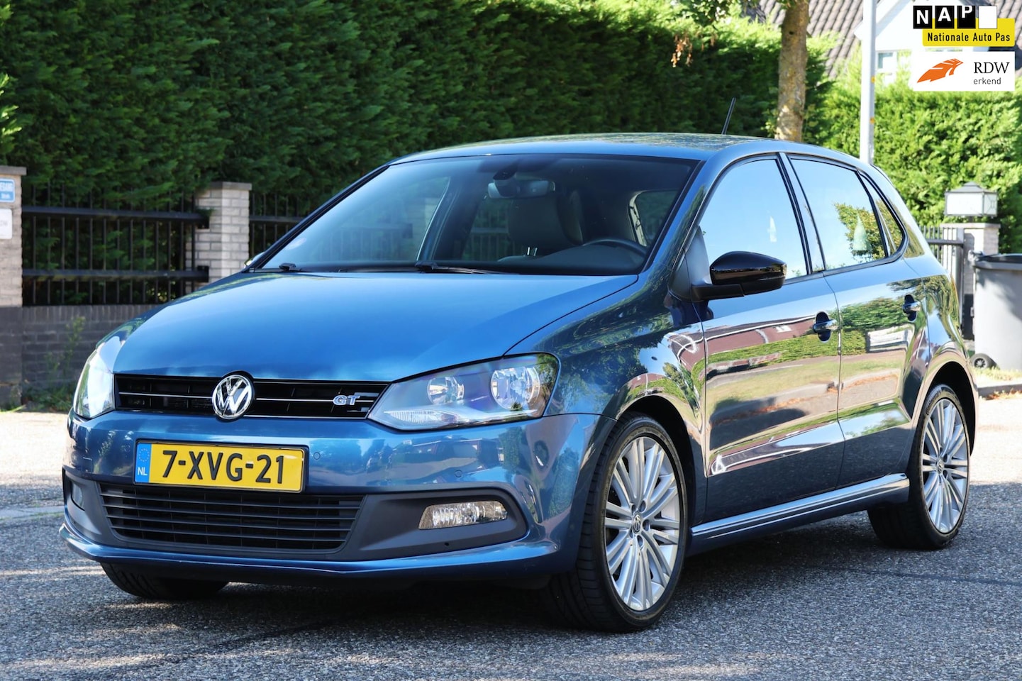 Volkswagen Polo - 1.4 TSI BlueGT | AUTOMAAT | NAVI | CLIMA | CRUISE | NAP | ZEER MOOIE DEALER ONDERHOUDEN AU - AutoWereld.nl