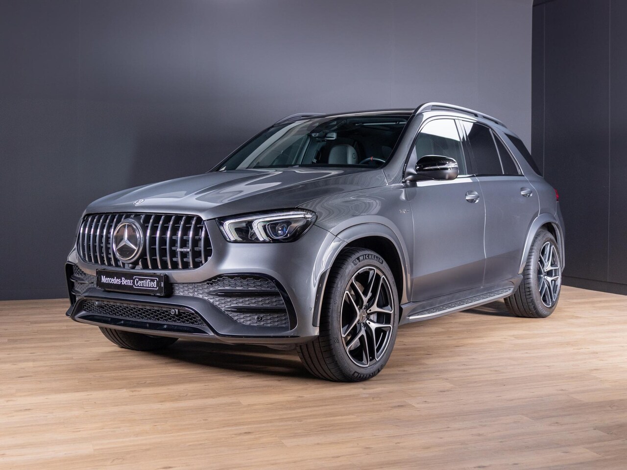 Mercedes-Benz GLE-Klasse - Mercedes-AMG 53 4MATIC+ Panorama dak | Trekhaak - AutoWereld.nl