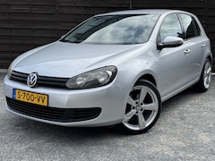 Volkswagen Golf - 1.4 Easyline / Clima / Carplay / 18'' LM / Goed onderhouden