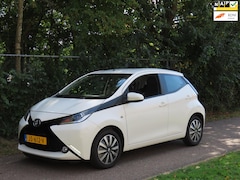 Toyota Aygo - 1.0 VVT-i x-play *2e Eig *carplay *Camera *Cruise