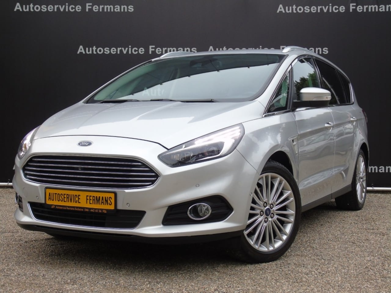 Ford S-Max - 2.0 240pk Automaat Titianium - 2015 - Navi - 7 persoons - AutoWereld.nl