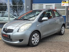 Toyota Yaris - 1.3 VVTi Sol MMT AUTOMAAT/AIRCO/ELEK RAMEN