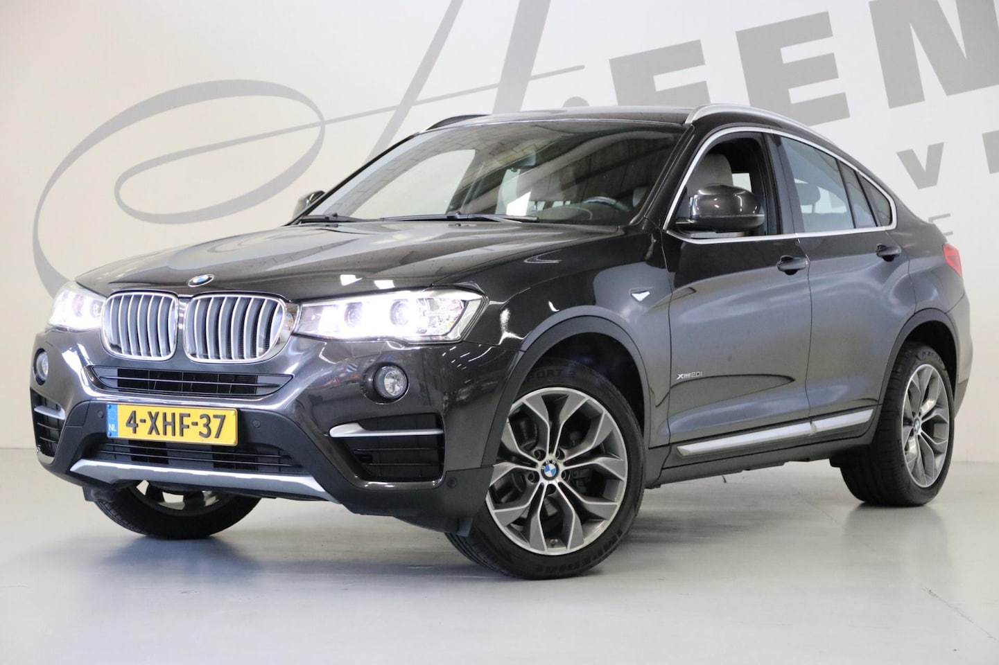 BMW X4 - XDrive20i NAP/Origineel NL - AutoWereld.nl