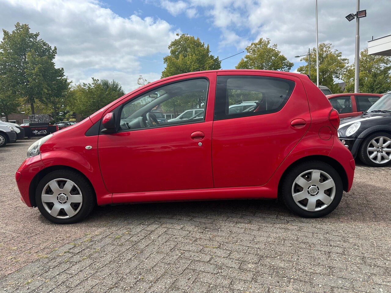 Toyota Aygo - 1.0-12V,5-DEURS,AIRCO,186.313km - AutoWereld.nl