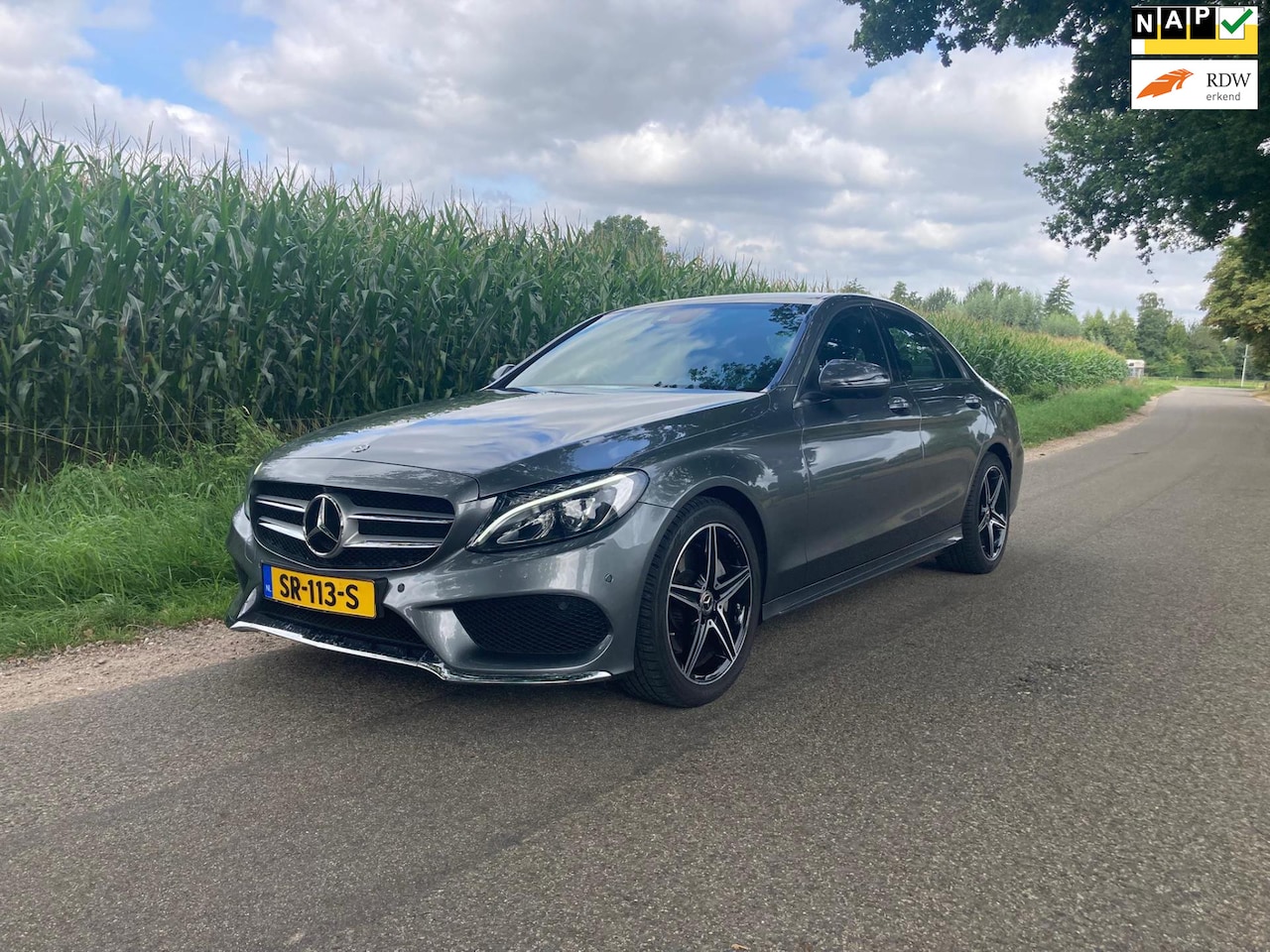 Mercedes-Benz C-klasse - 180 Sport Edition 180 Sport Edition, AMG Styling, 37.750 KM!,Panoramadak, Trekhaak, Carplay, Camera, Stoelv, - AutoWereld.nl