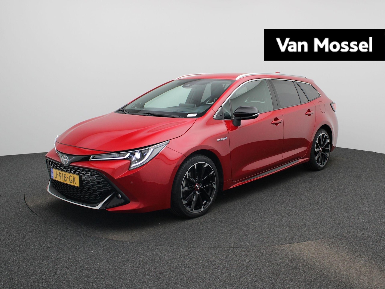 Toyota Corolla Touring Sports - 2.0 Hybrid GR-Sport Plus Aut. | Navigatie | Camera | Stoelverwarming | Climate control | C - AutoWereld.nl