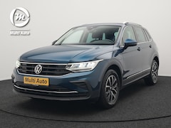 Volkswagen Tiguan - 1.4 TSI eHybrid Life Plug In Hybrid 245pk Dealer O.H PHEV | Trekhaak Af Fabriek | Panodak