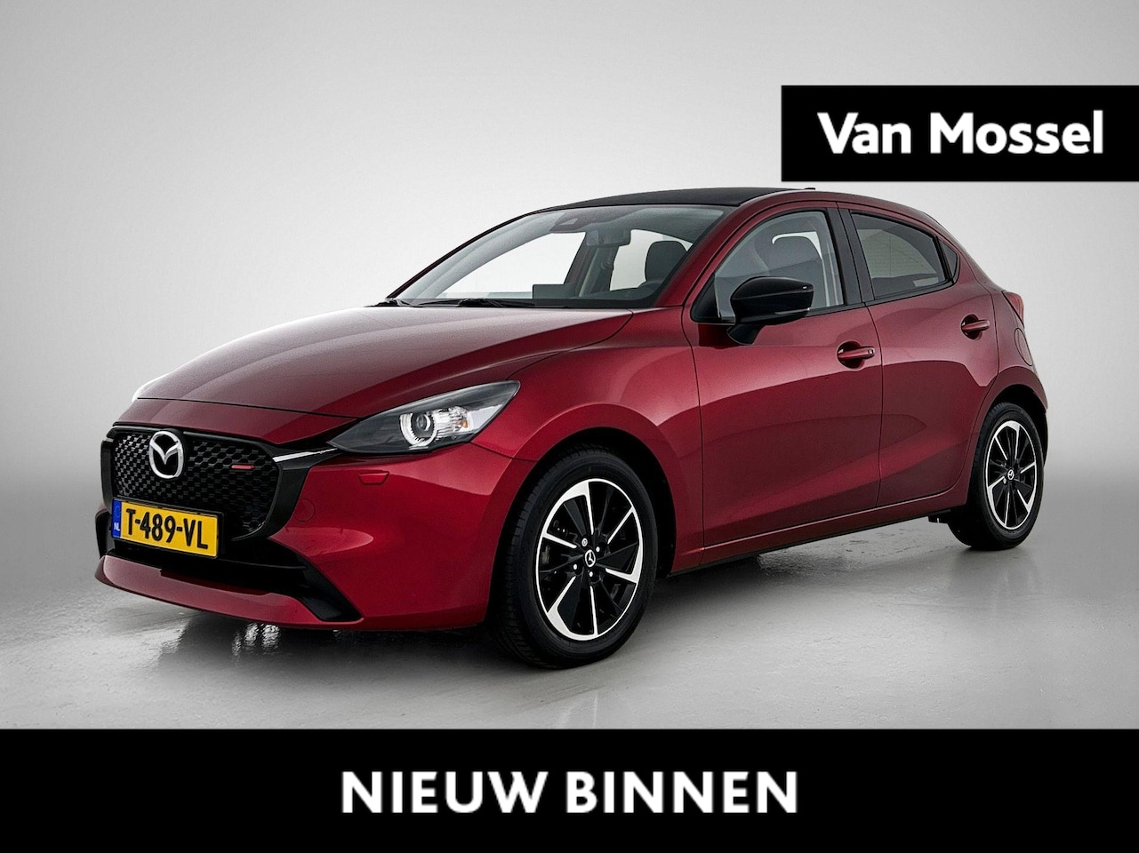 Mazda 2 - 1.5 SkyActiv-G 90 Homura Aka | PANORAMADAK | ACHTERUITRIJCAMERA | STOELVERWARMING | BLUETO - AutoWereld.nl