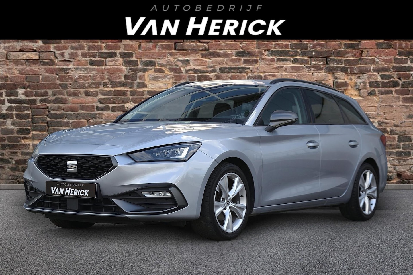 SEAT Leon - 1.5 eTSI 150PK FR Automaat | Nette staat | Clima - AutoWereld.nl