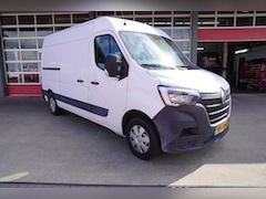 Renault Master - T35 2.3 dCi 150PK L2H2 Energy Comfort nr. V196 | Airco | Cruise | Navi | camera | Trekhaak