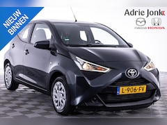 Toyota Aygo - 1.0 VVT-i x-play AUTOMAAT | ACHTERUITRIJ CAMERA | APPLE CARPLAY/ANDROID AUTO | 1e EIGENAAR