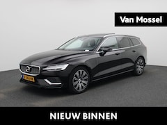Volvo V60 - 2.0 T8 Recharge AWD R-Design | Achteruitrijcamera | Stoelverwarming | Cruise Control | Nav