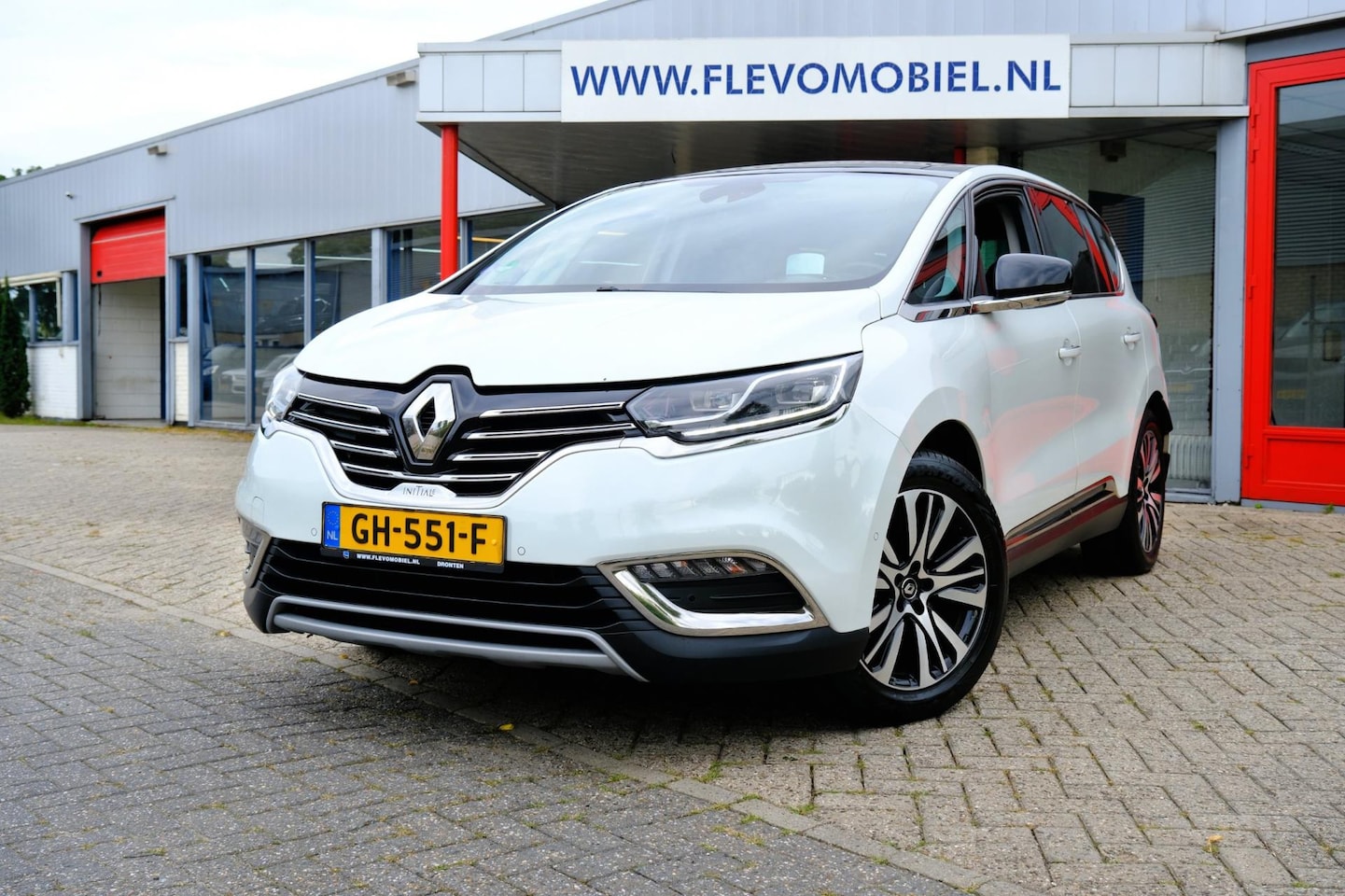 Renault Espace - 1.6 TCe 200pk Initiale Paris 7-pers Aut. Pano|Leder|HUD|Adapt.Cruise|Enz! - AutoWereld.nl