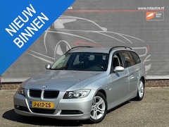 BMW 3-serie Touring - 318i Executive