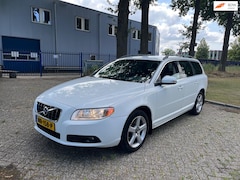 Volvo V70 - 2.4 D5 Momentum Bj 2011