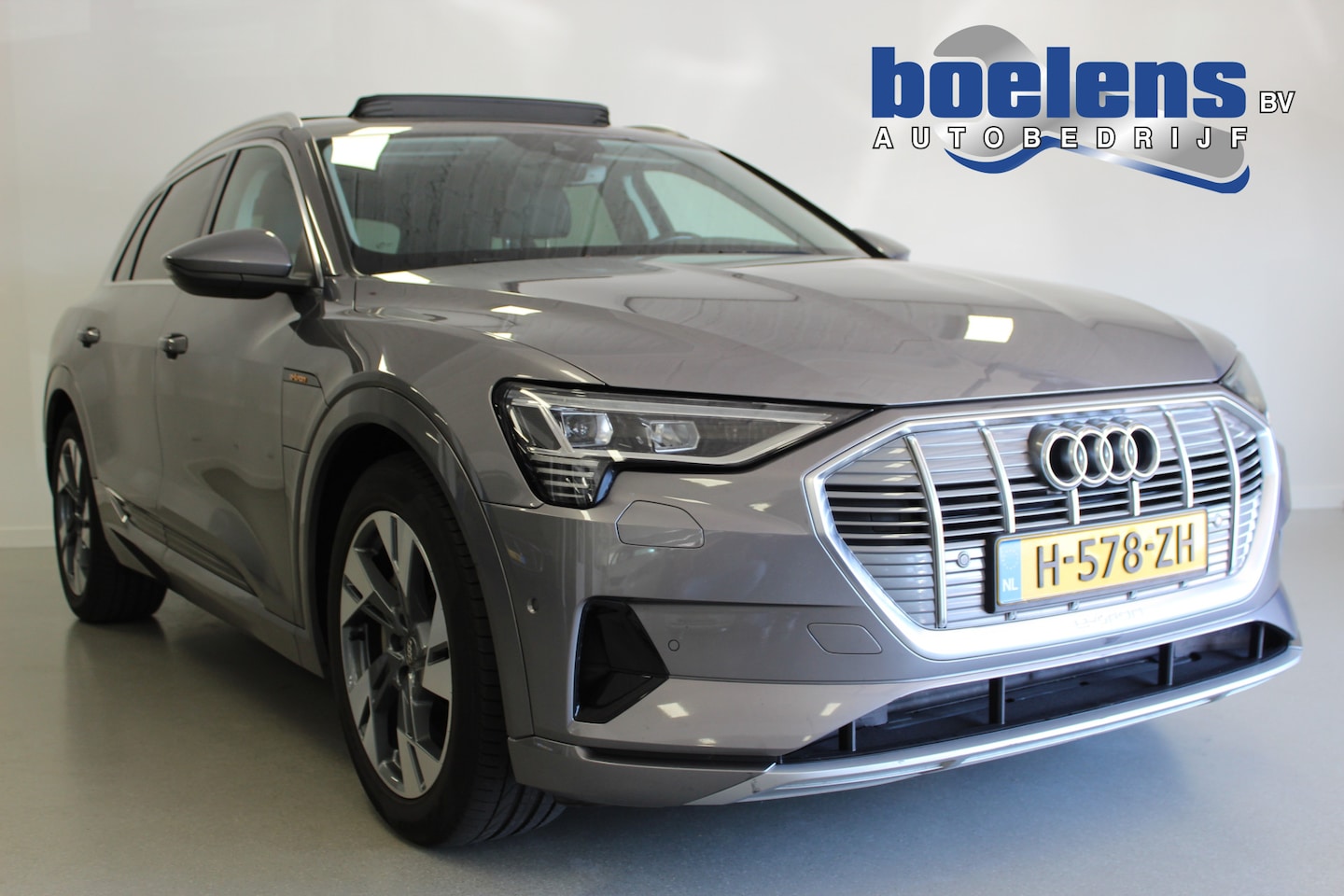 Audi e-tron - e-tron 50 quattro Launch edition plus 71 kWh | PANO-DAK | CLIMA | STOEL-VERW | ACC | 20'LM - AutoWereld.nl