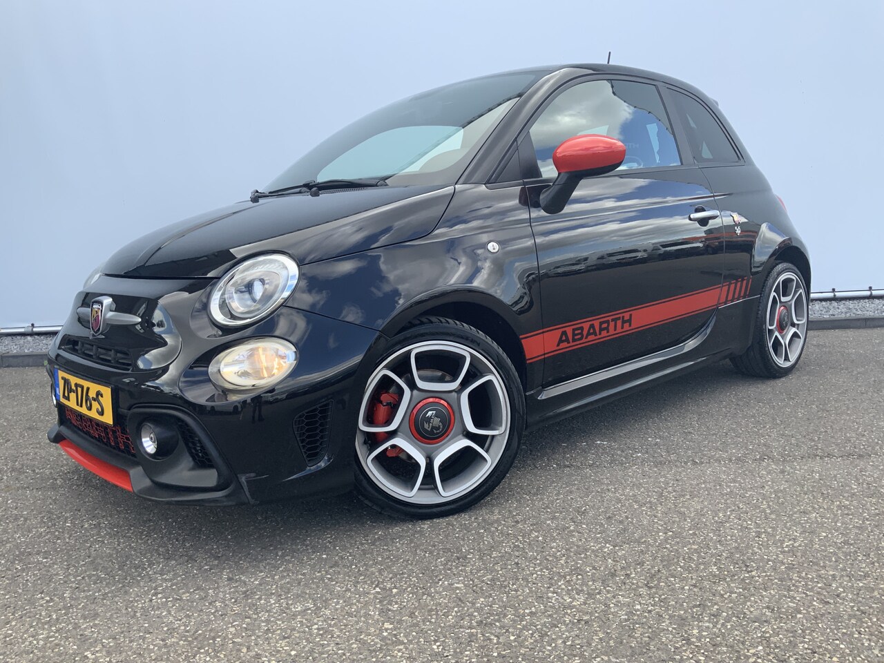 Fiat 500 C - 1.4 T-Jet Abarth 595 Automaat Euro 6 - AutoWereld.nl