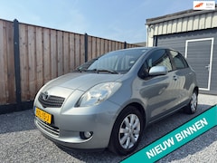 Toyota Yaris - 1.3 VVTi Sol MMT Automaat | Elektr. Ramen | PDC