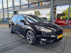 Ford Focus Wagon - 1.5 Ecob.150 pk ST-LINE All-in prijs + 12 mnd garantie