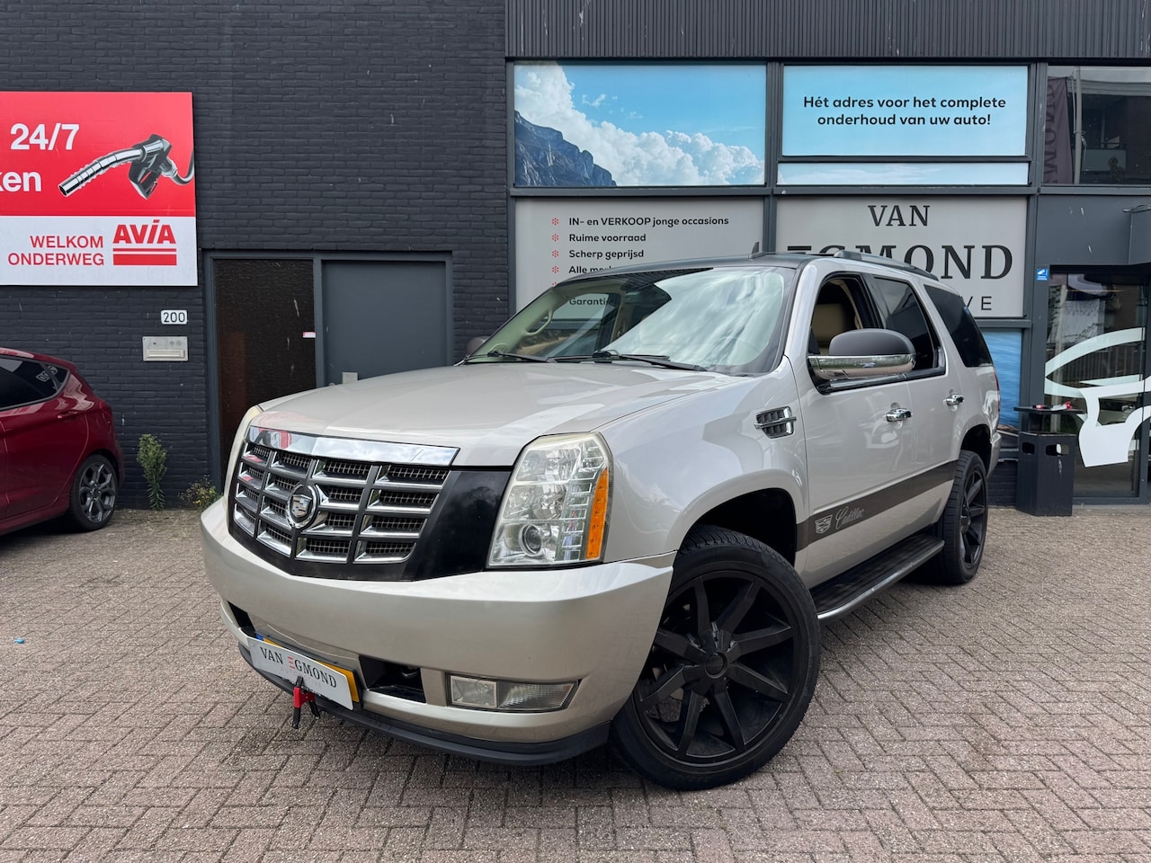 Cadillac Escalade - AWD - AutoWereld.nl