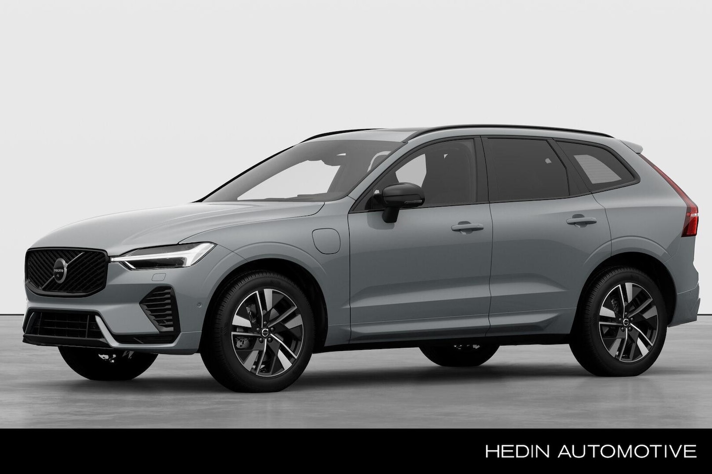 Volvo XC60 - T6 Plug-in hybrid AWD Plus Dark | MY2026 nieuw model | Panoramisch schuif kantel dak | Hea - AutoWereld.nl