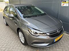 Opel Astra Sports Tourer - 1.0/Navi/Airco/car play/wifi/cruise/parkeer sensoren voor en achter