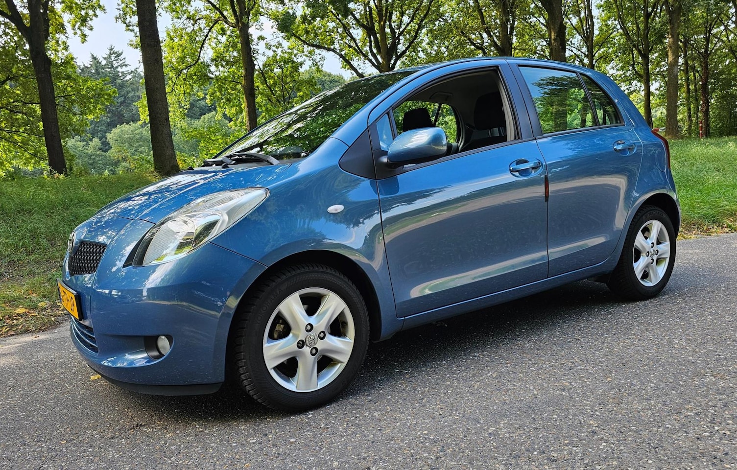 Toyota Yaris - 1.3 VVTi Luna Automaat ! 1e Eigenaar ! NL Auto ! - AutoWereld.nl