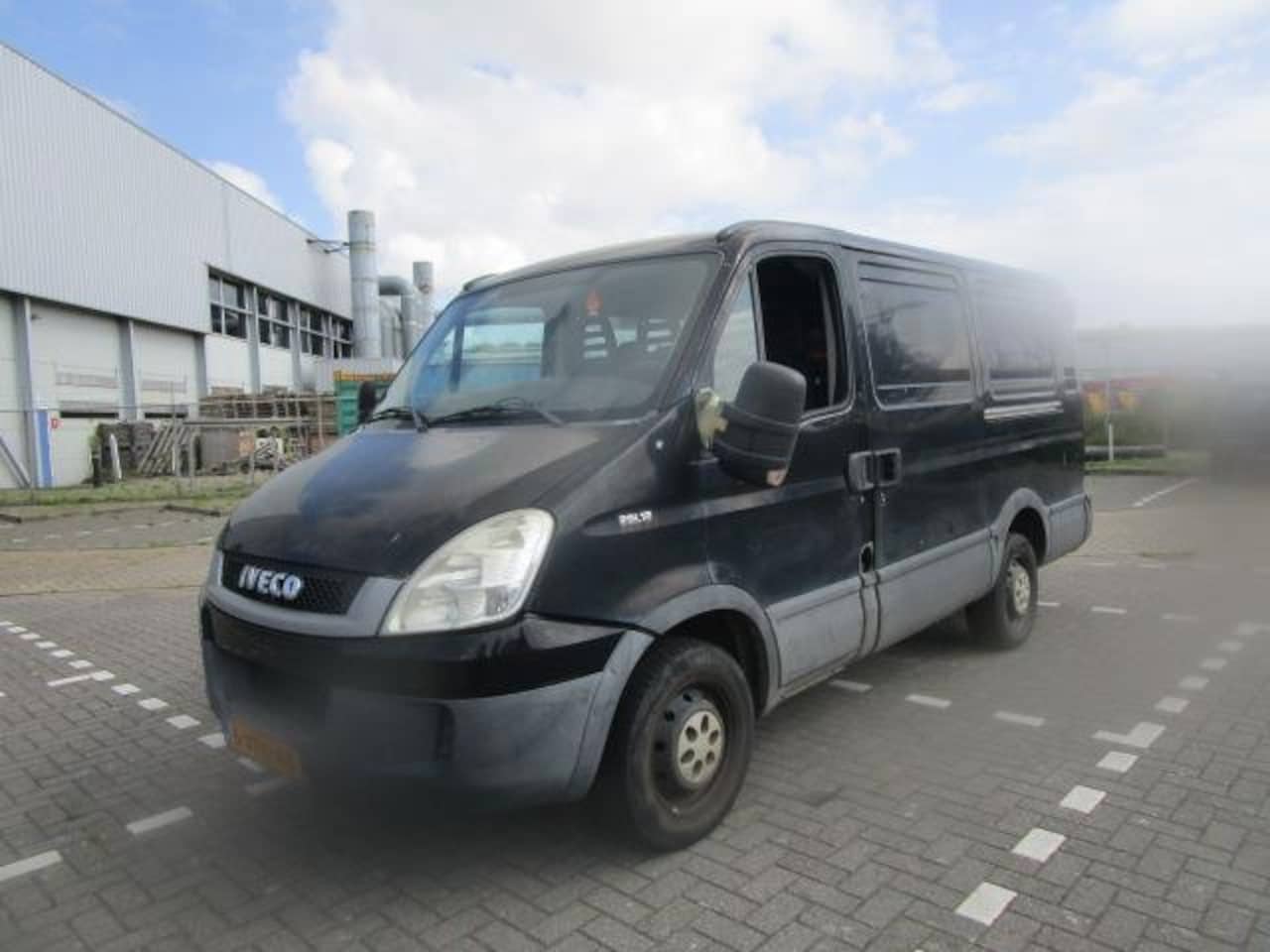 Iveco Daily - 29 L 12V 300 H2 L 29 L 12V 300 H2 L, Lezen aub! - AutoWereld.nl