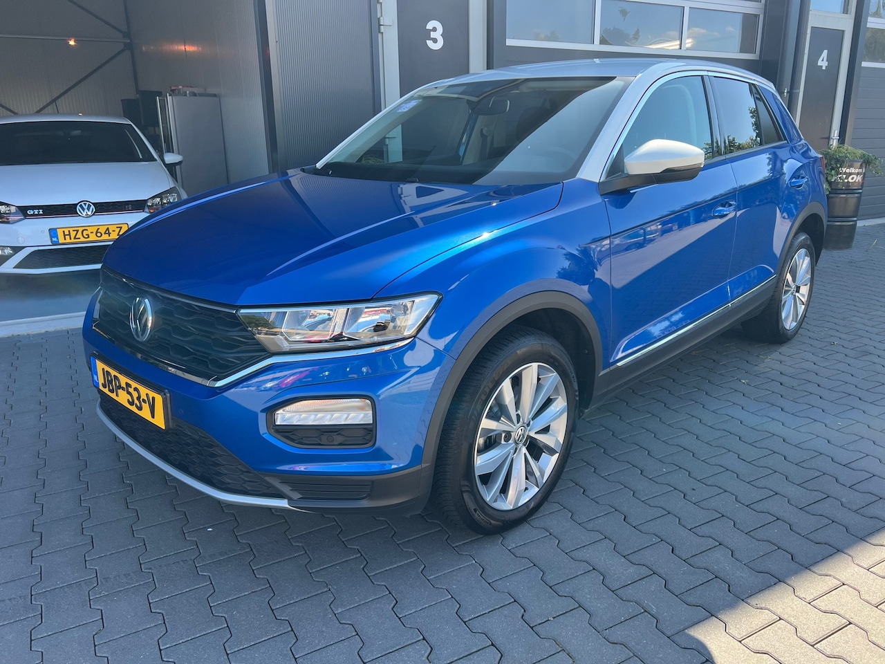 Volkswagen T-Roc - 1.0 TSI Style 83.000 KM !! - AutoWereld.nl