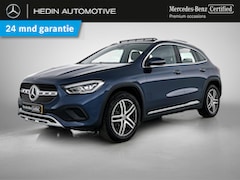 Mercedes-Benz GLA-Klasse - GLA 250e Automaat Luxury Line | Panoramadak | LED | Stoelverwarming | Camera | Parktronic