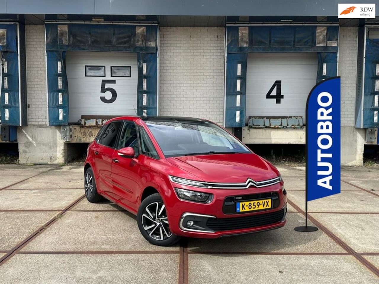 Citroën C4 Picasso - 1.2 PureTech Feel 1.2 PureTech Feel (Pano+CarPlay+CAM+Massage Stoel) - AutoWereld.nl