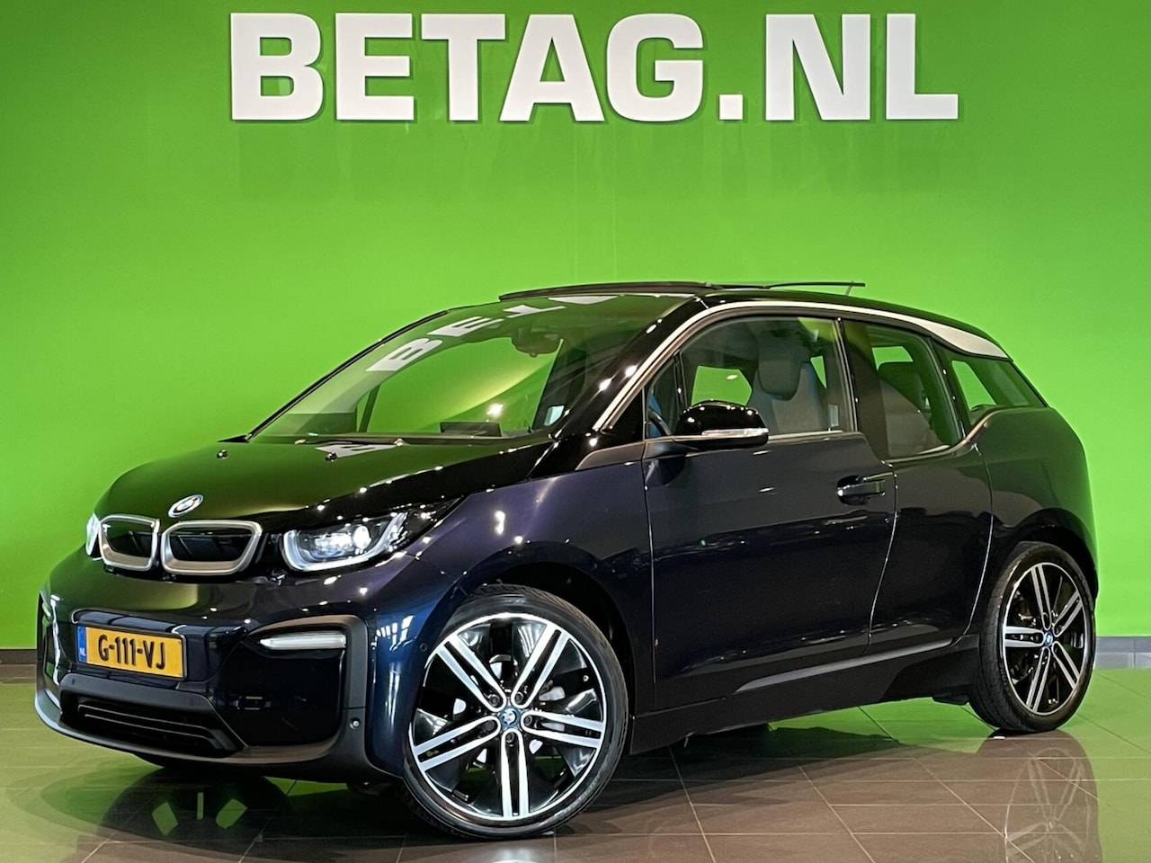BMW i3 - Executive Edition 120Ah 42 kWh | Schuifdak | Stoelverwarming | Camera | - AutoWereld.nl