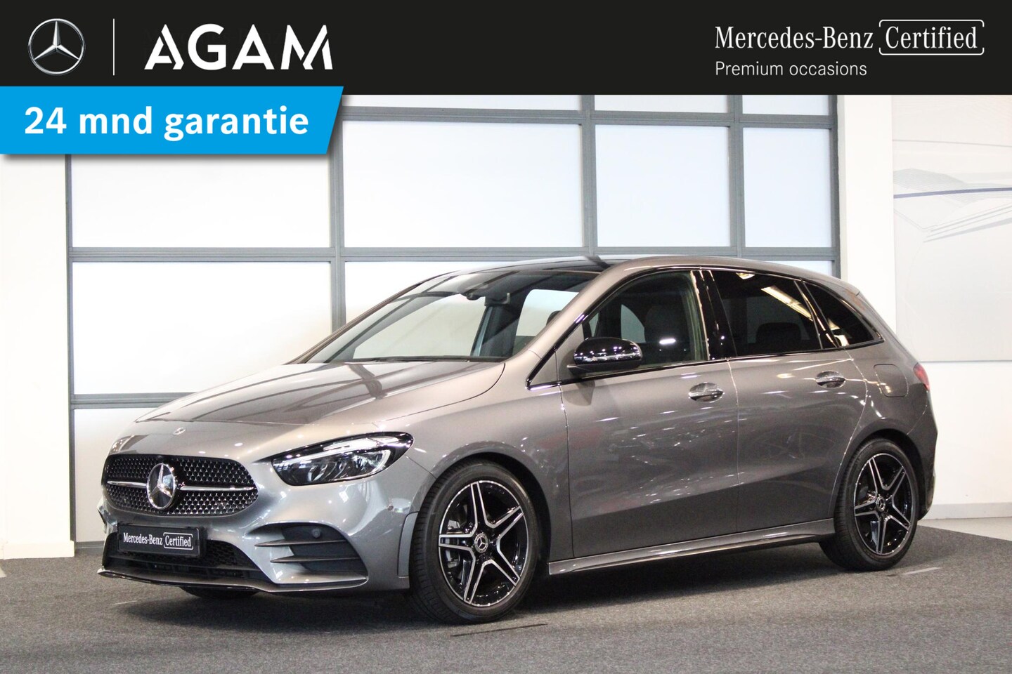 Mercedes-Benz B-klasse - 180 AMG Line Panorama dak | Trekhaak - AutoWereld.nl