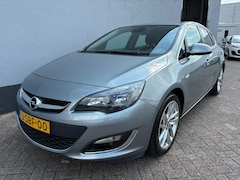 Opel Astra - 1.4 Turbo Sport - Navigatie - Trekhaak